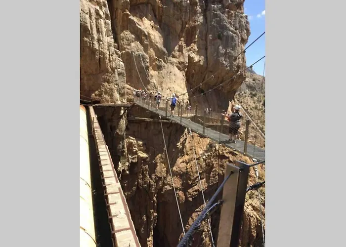 Boliches Wifi Parking アパート フエンヒロラ