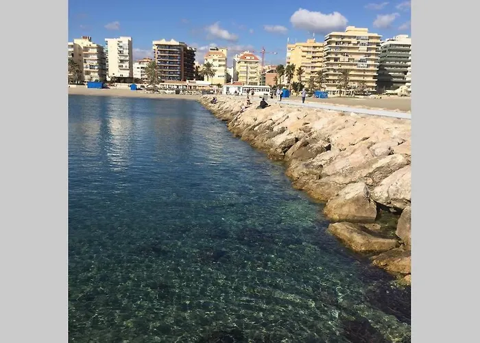 公寓 Boliches Wifi Parking