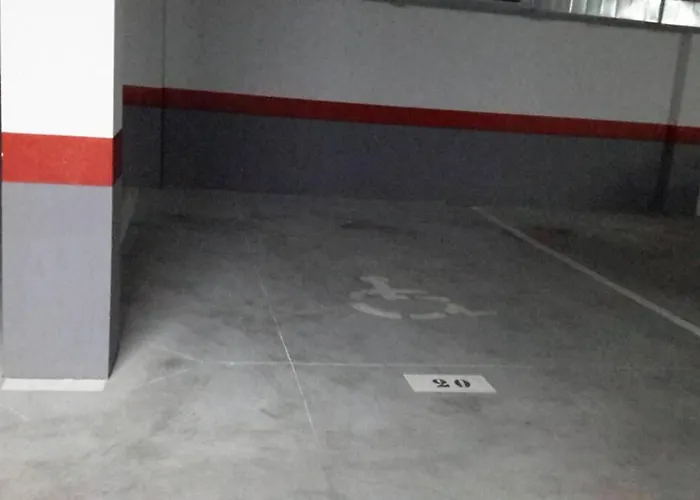 Boliches Wifi Parking فوينخيرولا