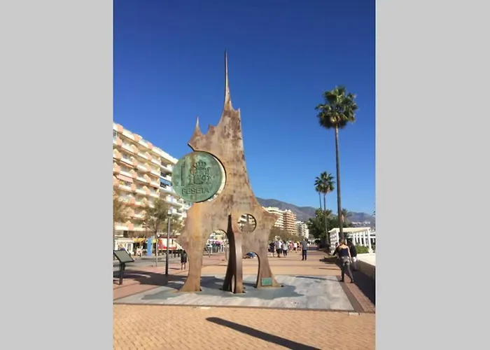 Boliches Wifi Parking * Fuengirola