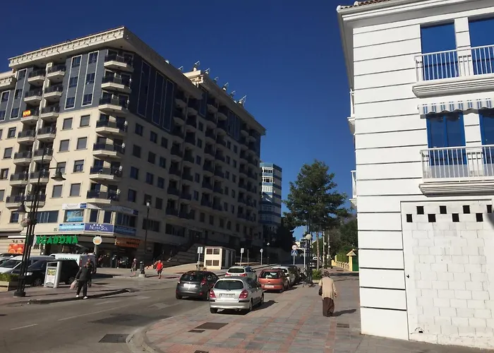 Boliches Wifi Parking شقة *