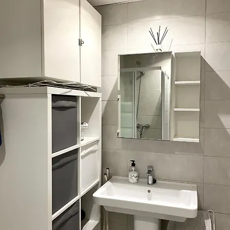 Boliches Wifi Parking Апартаменты